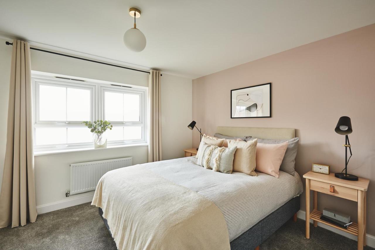 For 6+2, 150mbp Wi-fi + Parking Holiday home